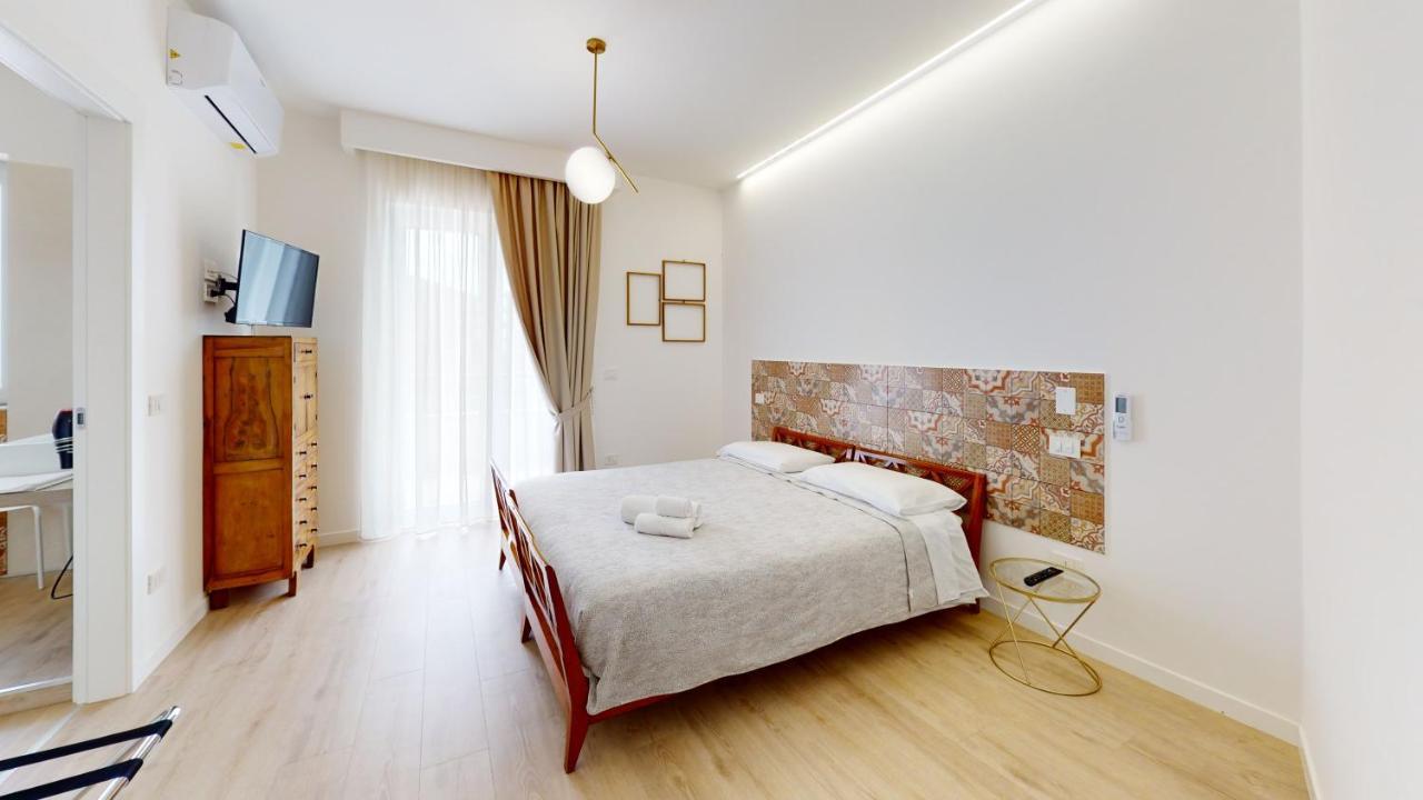 Accomodati B&B Marina di Gioiosa Ionica Exterior foto